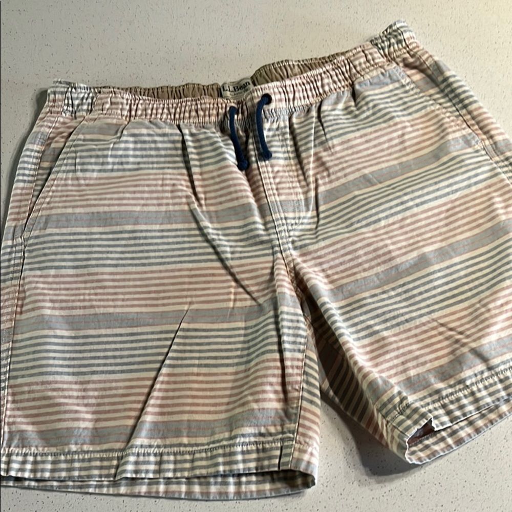 L.L. Bean Classic Fit Striped Elastic Waist Shorts - Red, White, Blue Size 38/8